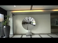 Γλυπτό από ανοξείδωτο χάλυβα