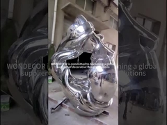 Γλυπτό από ανοξείδωτο χάλυβα