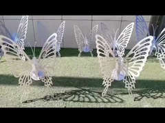 Γλυπτό από ανοξείδωτο χάλυβα