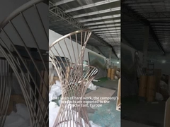 Σφυρηλατημένο γλυπτό μετάλλων